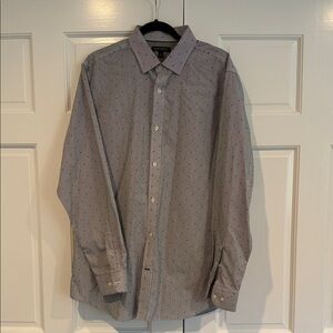 Banana Republic Men's Patterned Gray Button-Down Shirt